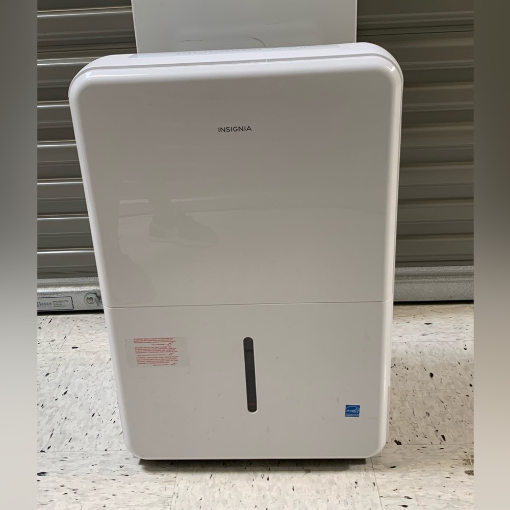 Insignia Dehumidifier  35 PINT